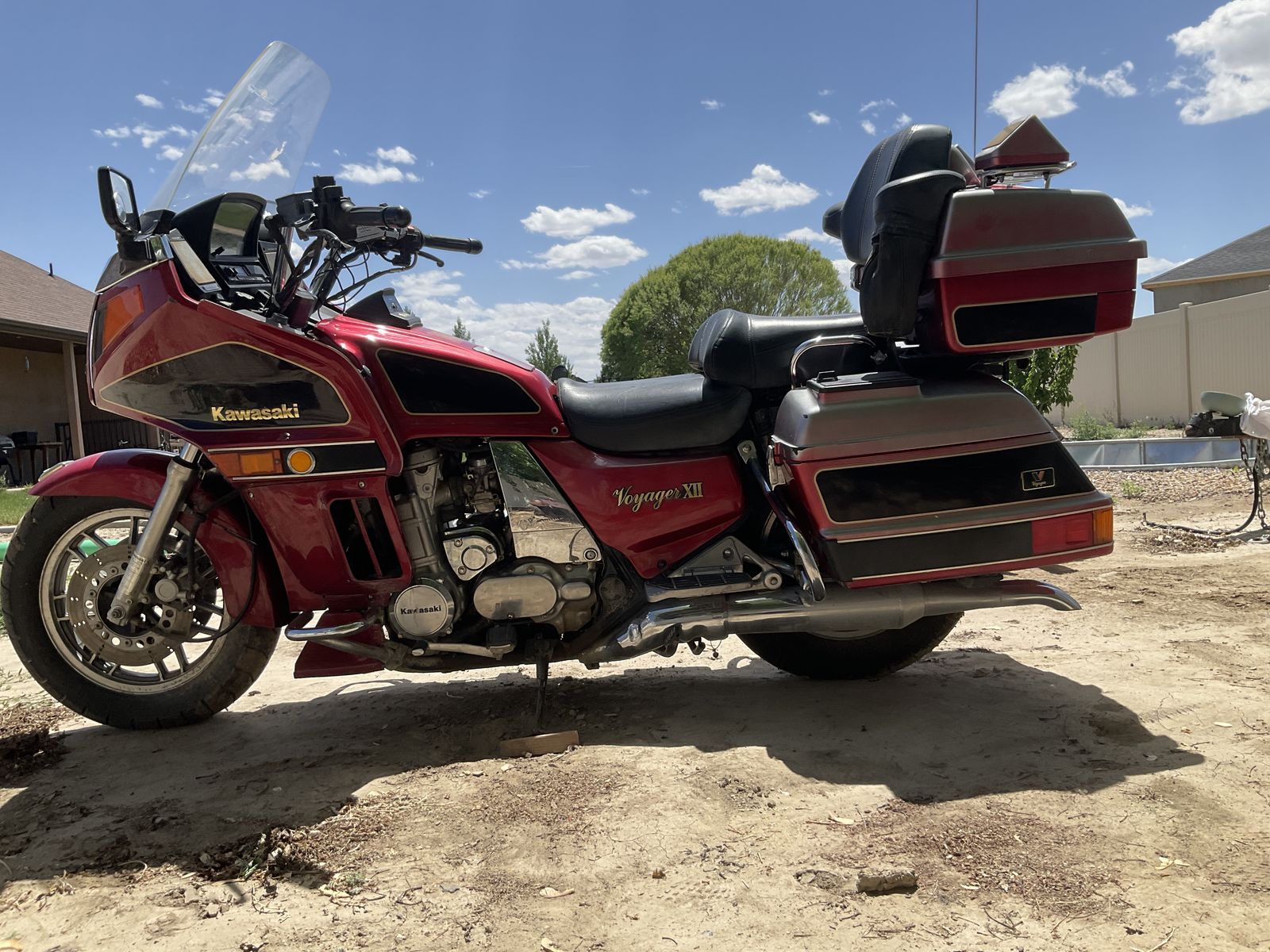 1997 Kawasaki ZG1200 Voyager XII Touring - $900.00