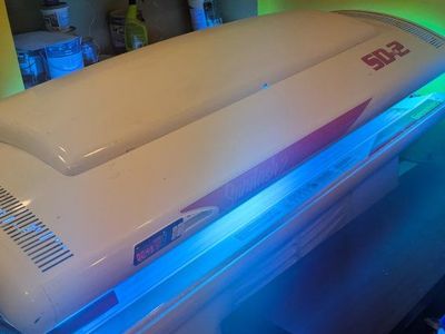 Tanning bed