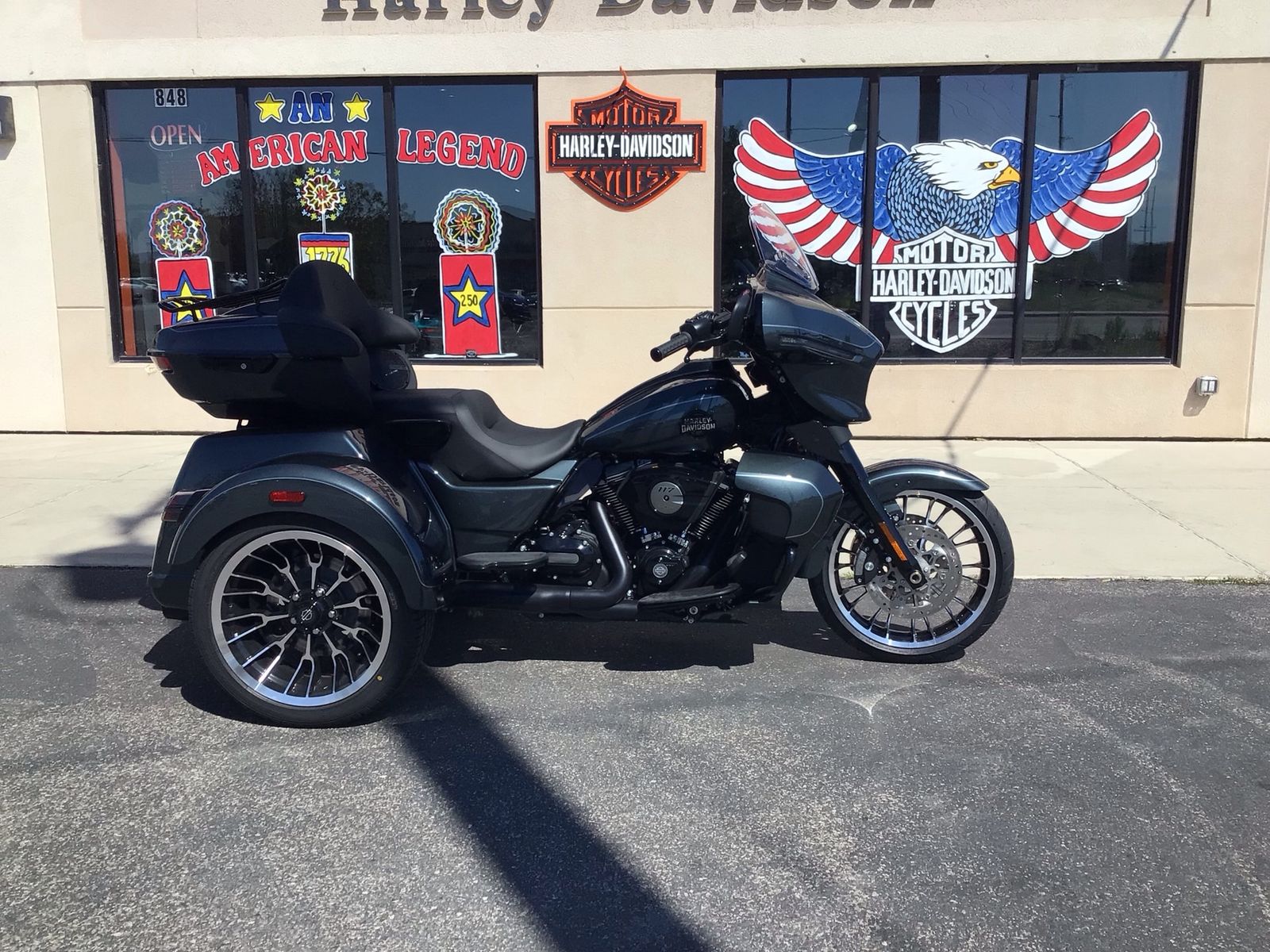2026 HARLEY-DAVIDSON STREET GLIDE 3 LIMITED FLHLT
