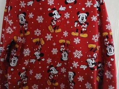 Disney Mickey Mouse Christmas Holiday Red Sweatshirt XXL