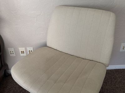 Criss-Cross Swivel Office Accent Chair