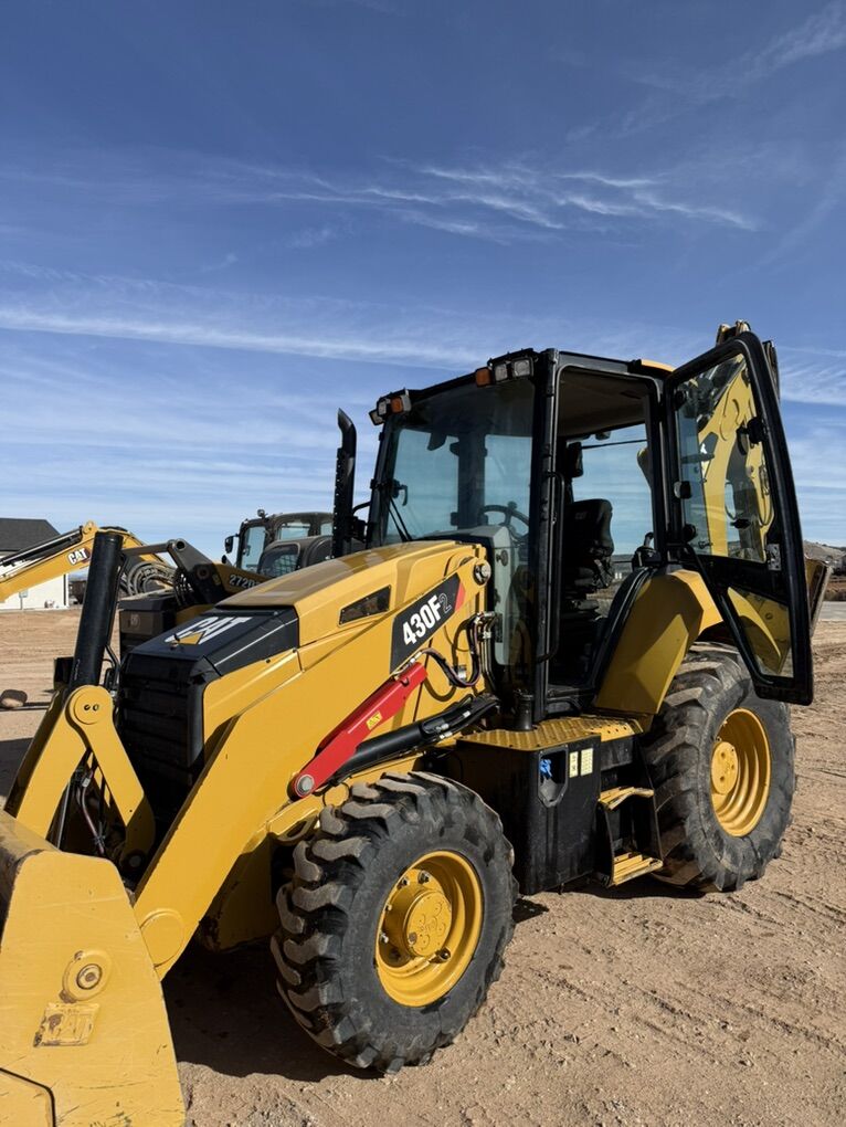 Cat 430 F Backhoe