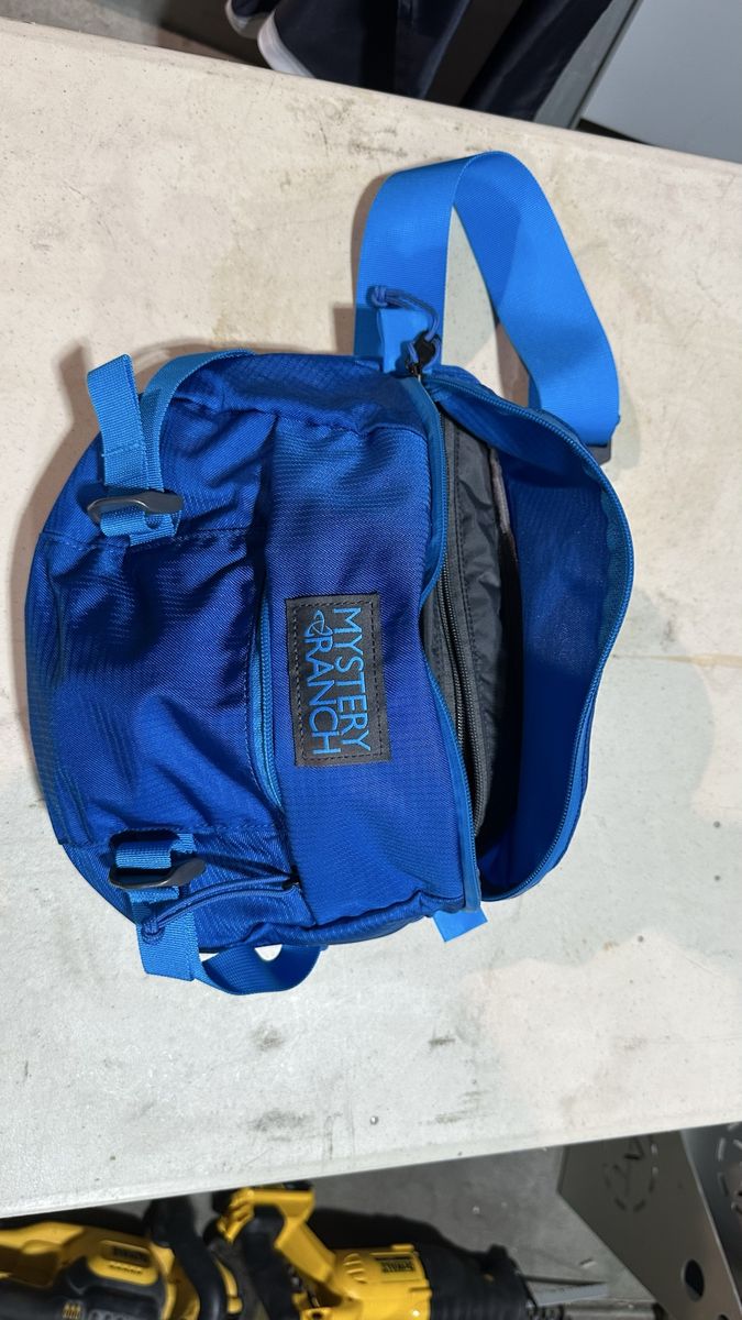 Mystery Ranch Hip Pack Fanny Pack Blue Sling Bag Outdoor Carry