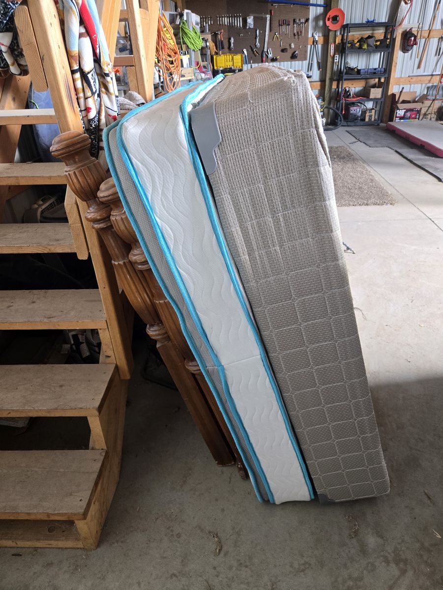 Full Bed and Box Springs