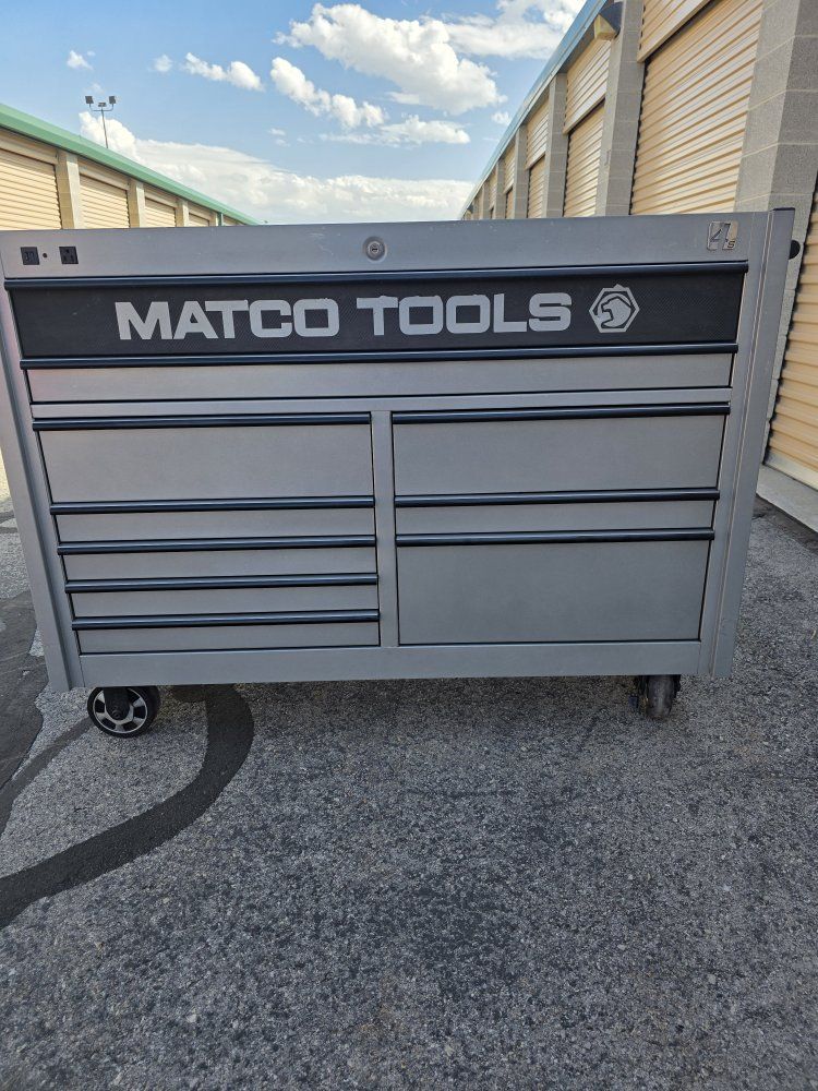Matco Tools Rolling Tool box Gray/Black with USB & Power Outlets