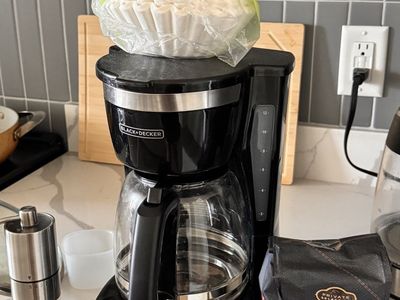 BLACK+DECKER 12-Cup Coffee Maker Bundle