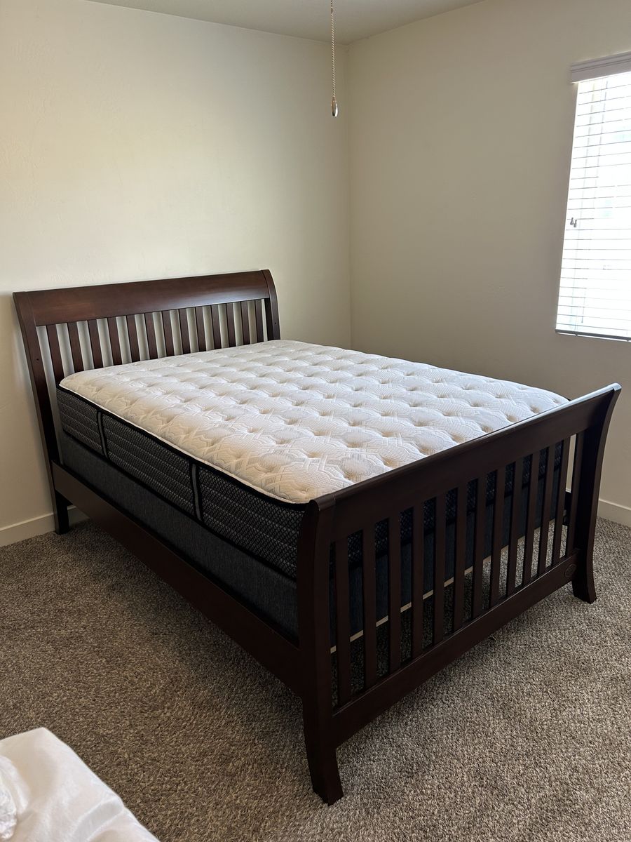 bed & dresser set
