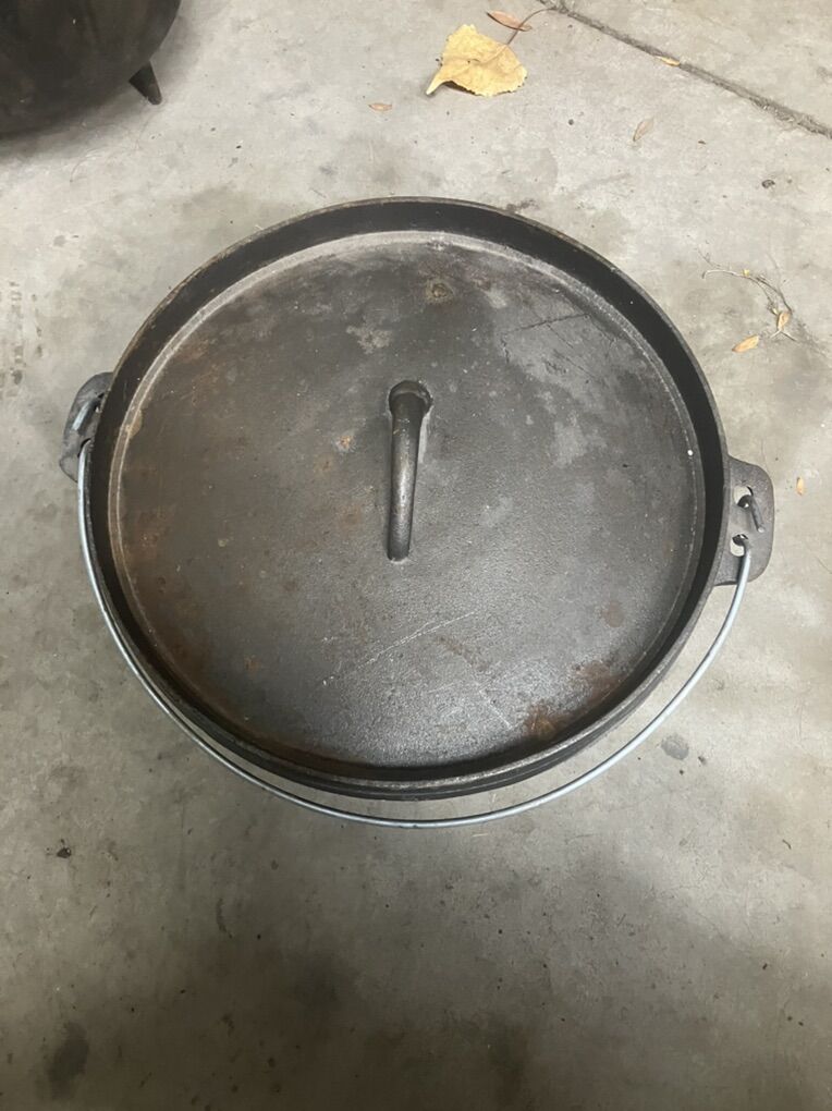 12 Dutch Oven