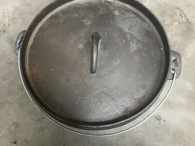 12 Dutch Oven