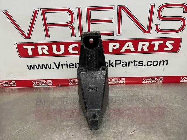 Peterbilt 379 Bracket