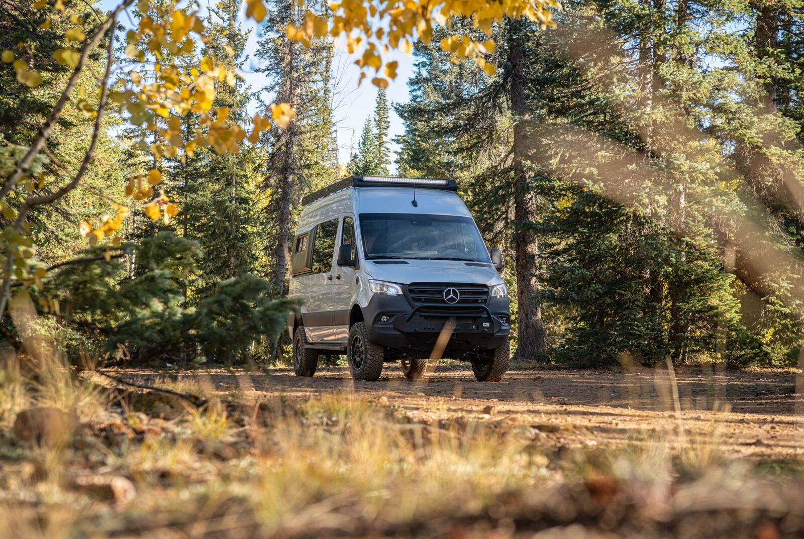 VAN AMERICA - ADAPT CAMPER VAN  - SPRINTER 144 AWD