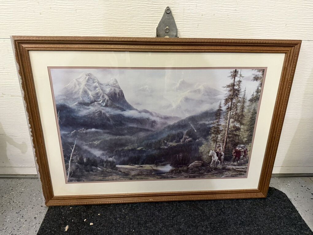 Outdoor Mountain Setting Picture 32.5 L 22.5 T