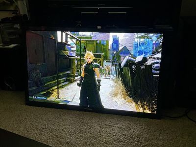 Samsung 50” 3D Plasma TV w/Remote & 3D glasses 3x - Great for Gaming, Clear Picture Quality