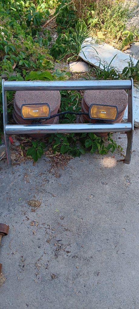Chrome Bumper Guard/Bull Bar with Amber Lights - Truck/SUV Front Protection Accessory
