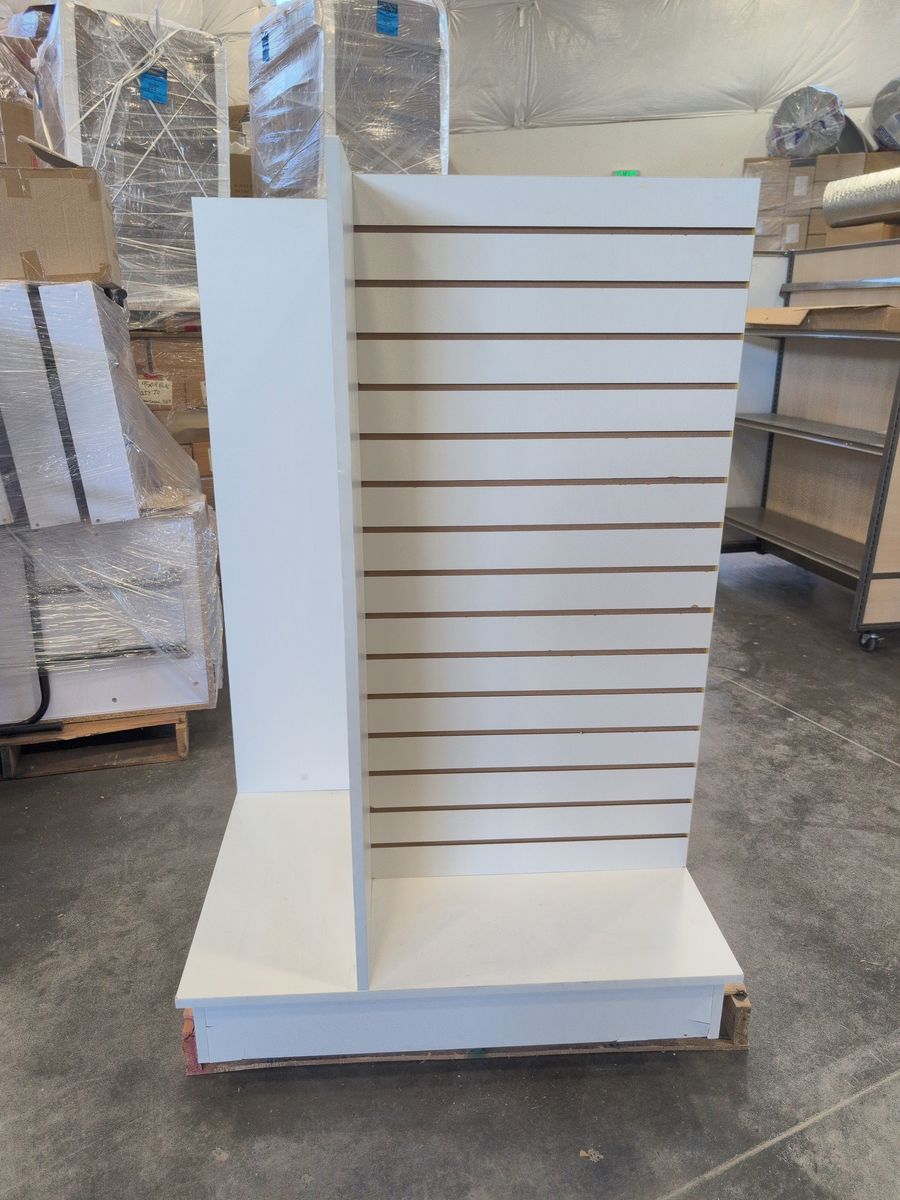 4-Sided Slatwall Retail Display Fixture — 36" Base, 59" Tall, 32 Shelf Brackets Included