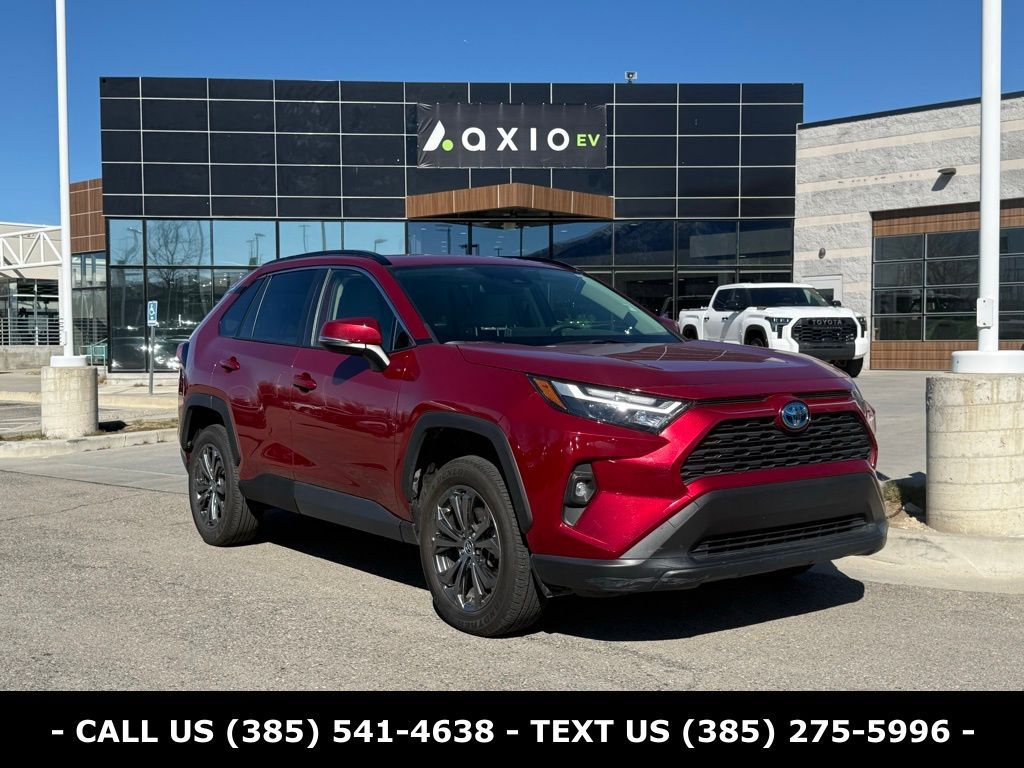 2023 Toyota RAV4 XLE Premium