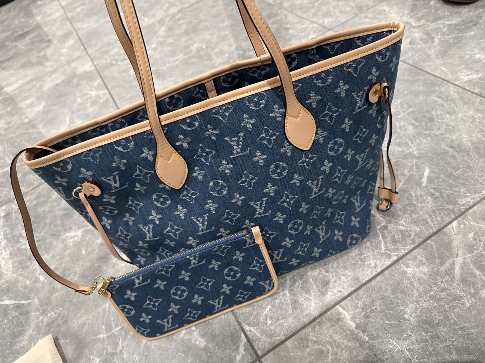 Louis Vuitton Never Full Bag
