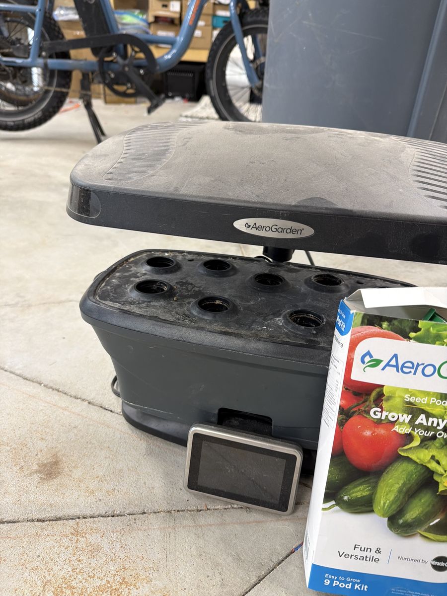 Aero garden