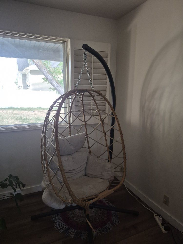 Wicker Egg Hanging Chair with Stand and Cushions