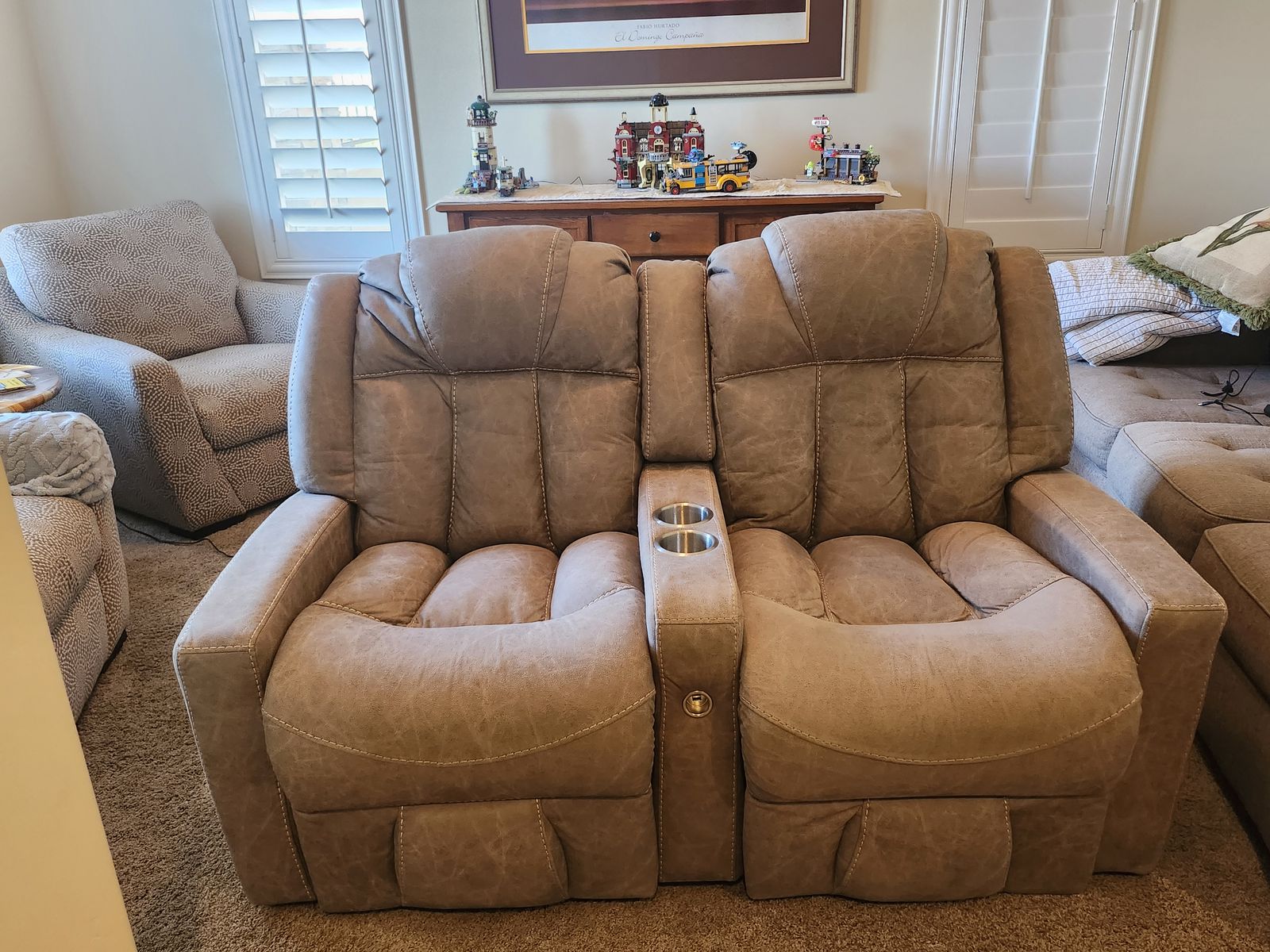 Power Reclining Love Seat