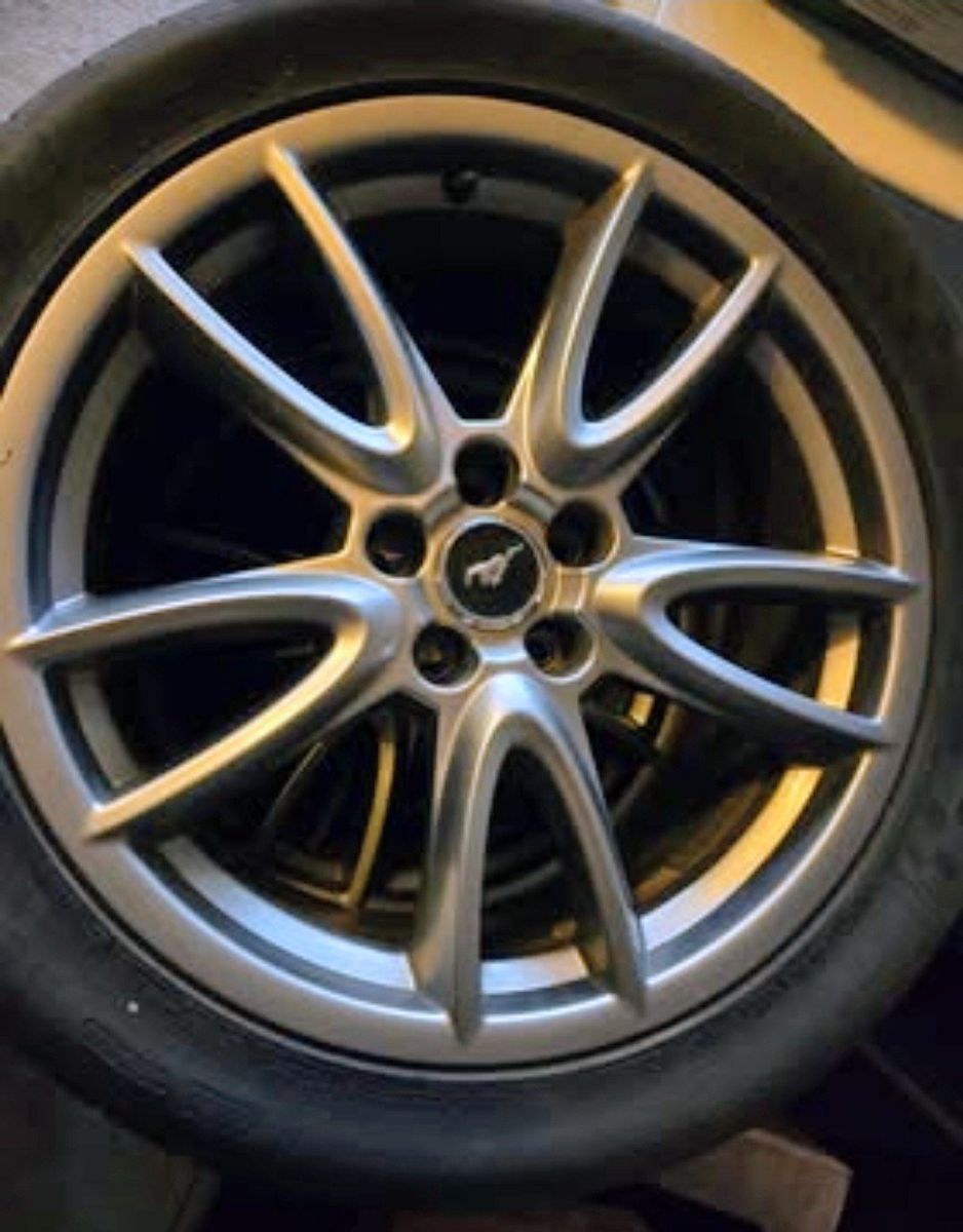 Ford Mustang Wheels, great shape 19" , tires are shot, this is for the wheels