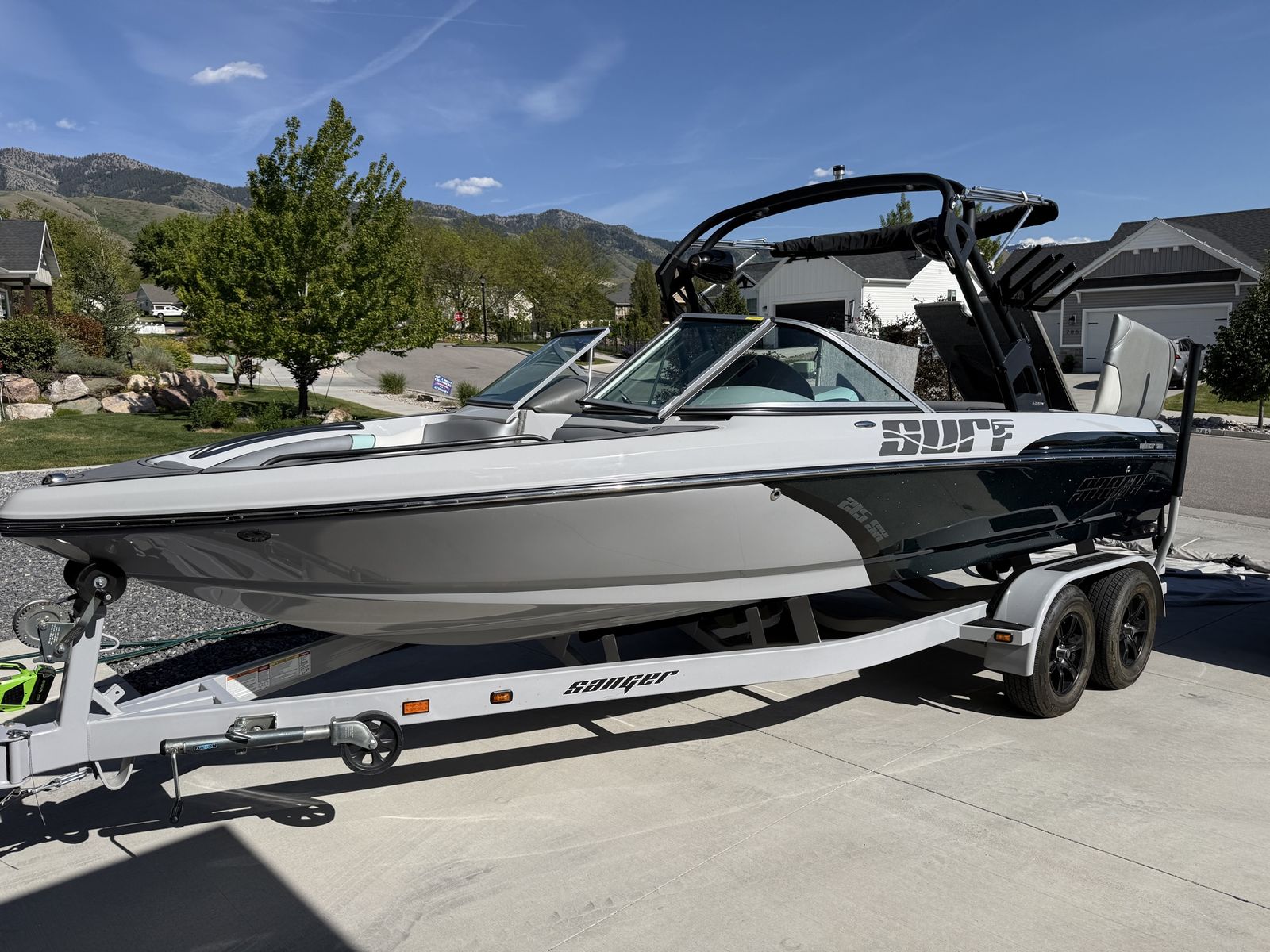 2022 Sanger 215SX Wake Boat w Raptor 400