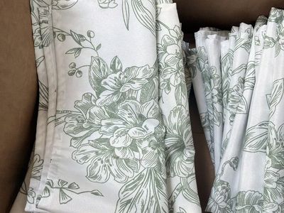 Green Printed Cloth Napkins