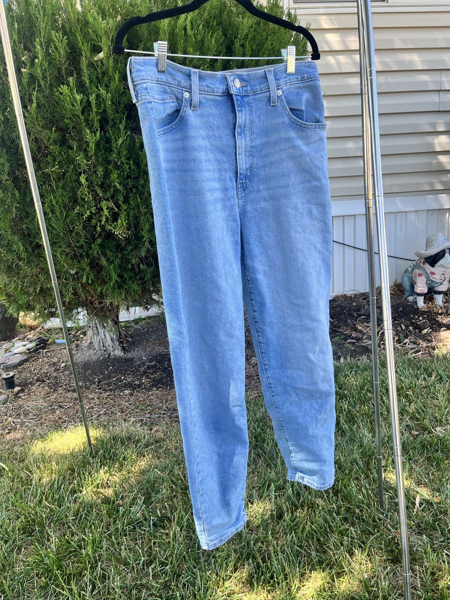 32 Jeans