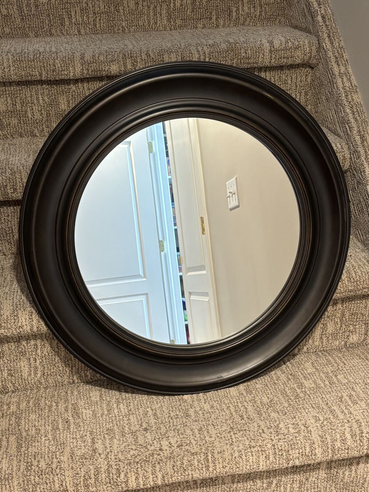 Round Mirror