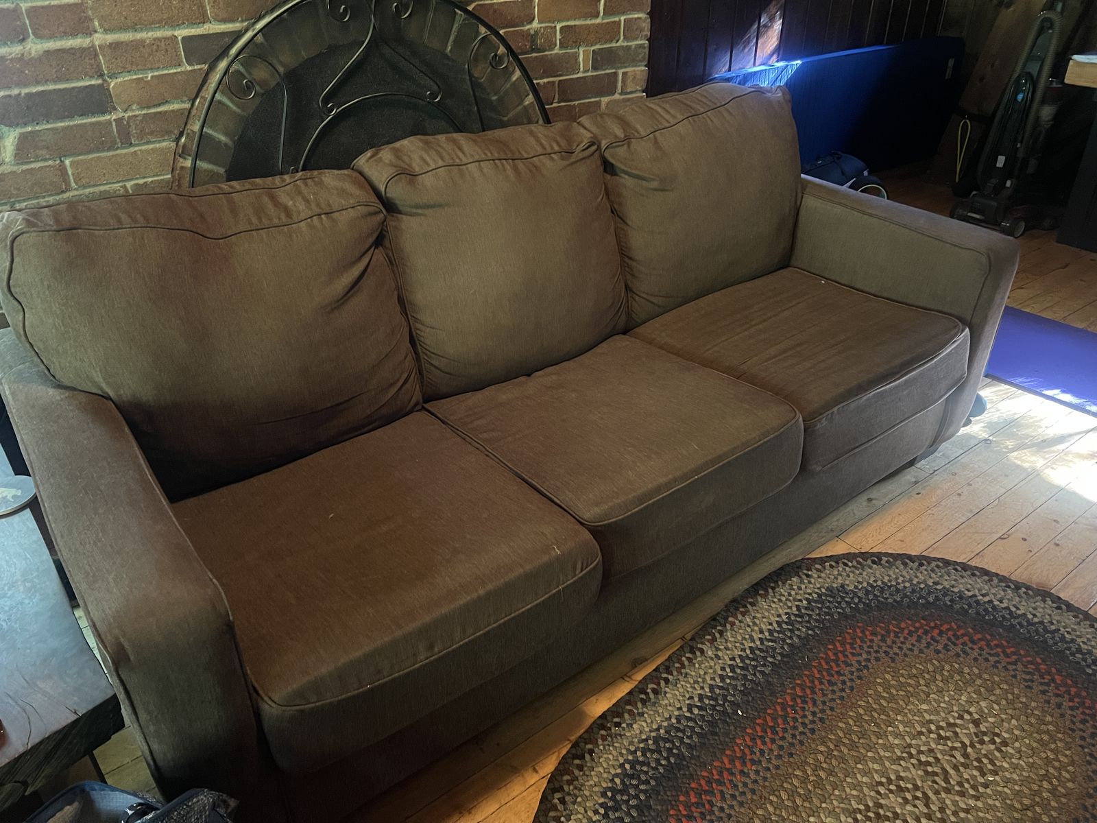 Free couch