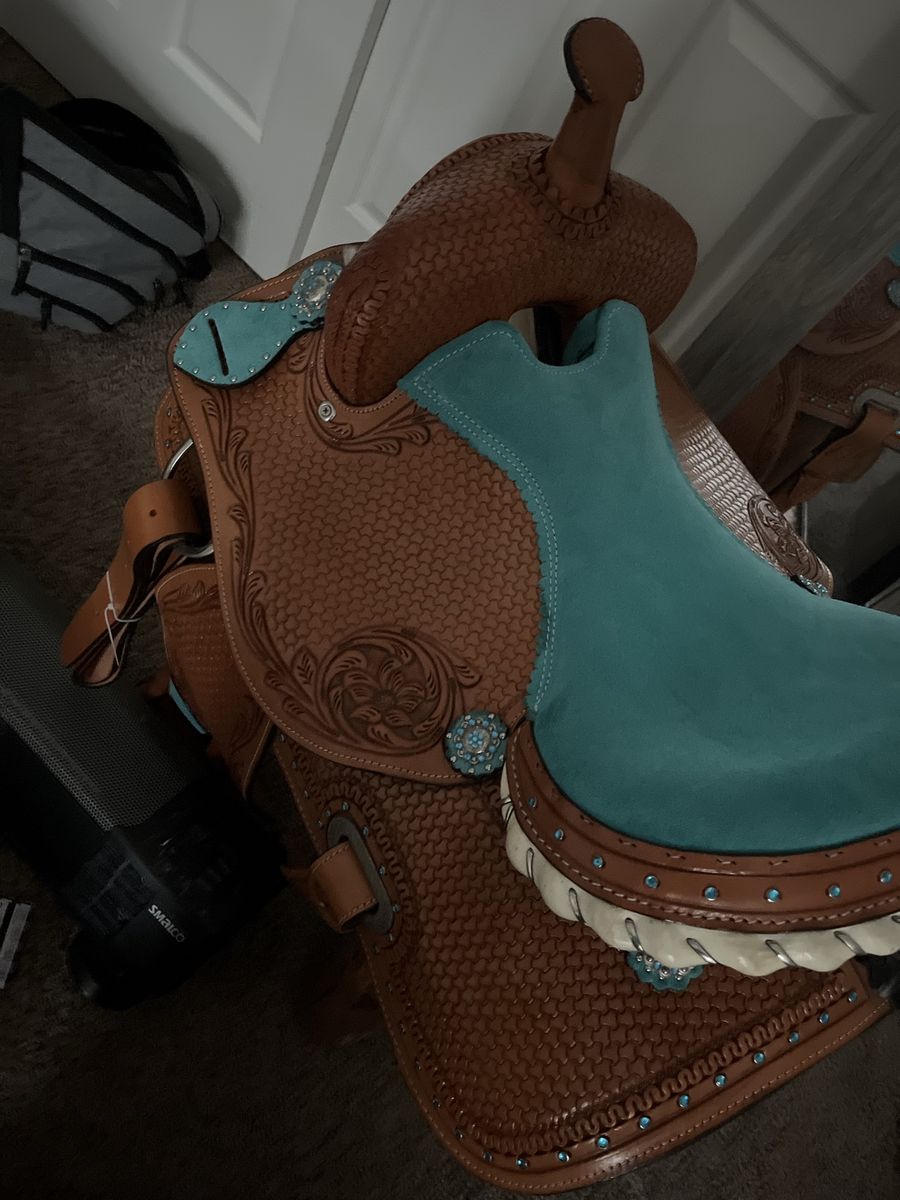 BARREL RACING SADDLE!!
