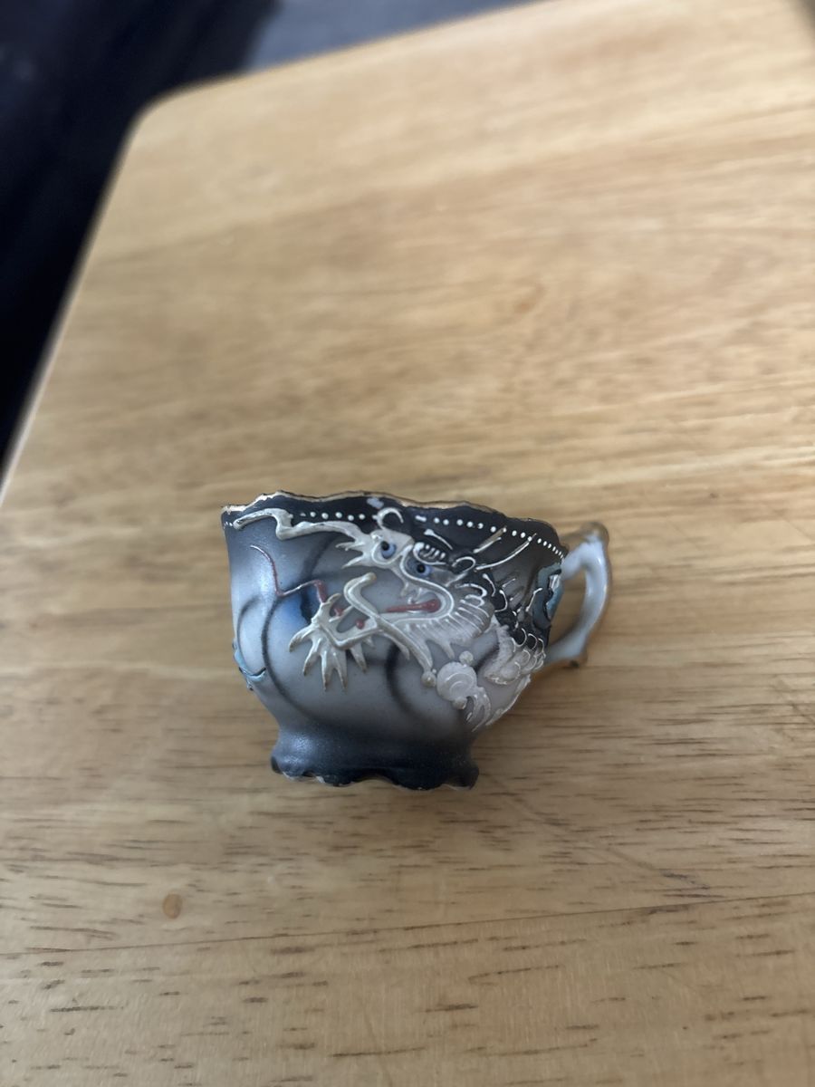 Vintage Dragonware Moriage Teacup - Hand-Painted Ceramic Demitasse Cup