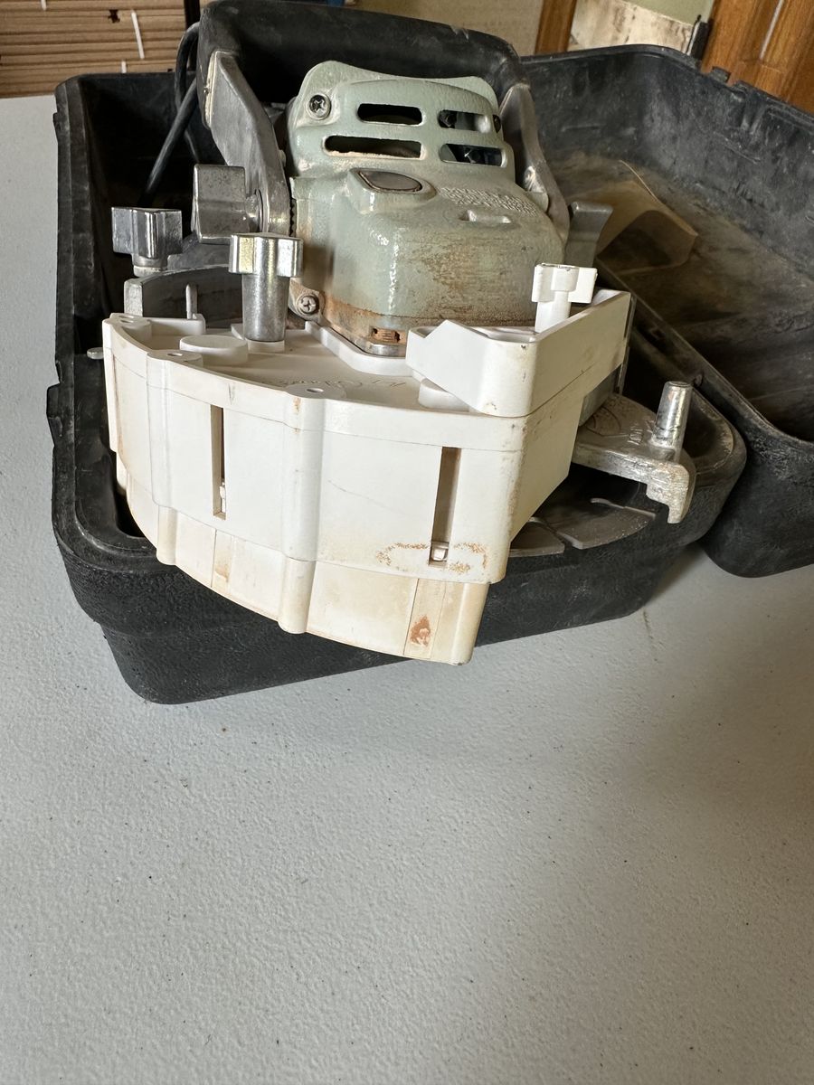 Main image 6