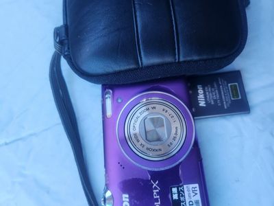Nikon COOLPIX S5100 Purple 12.2MP 5x Zoom Compact