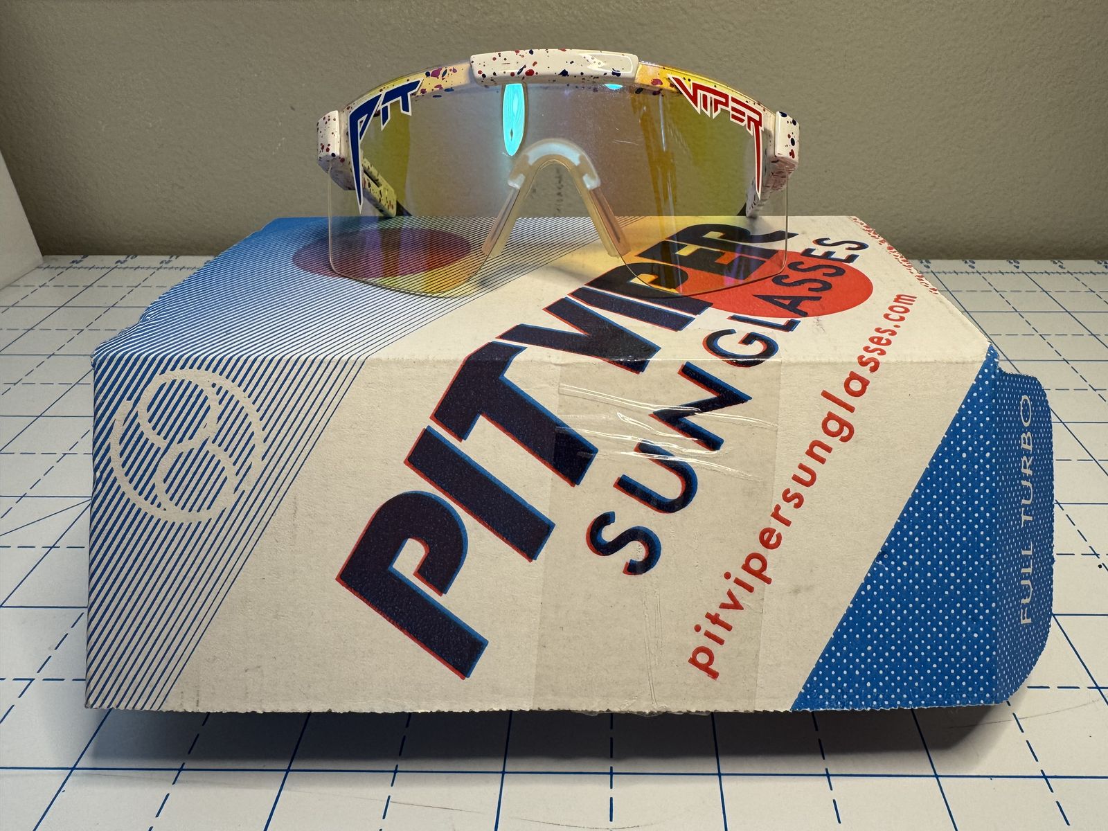 Pit Vipers Merika Sunglasses - Regular Size