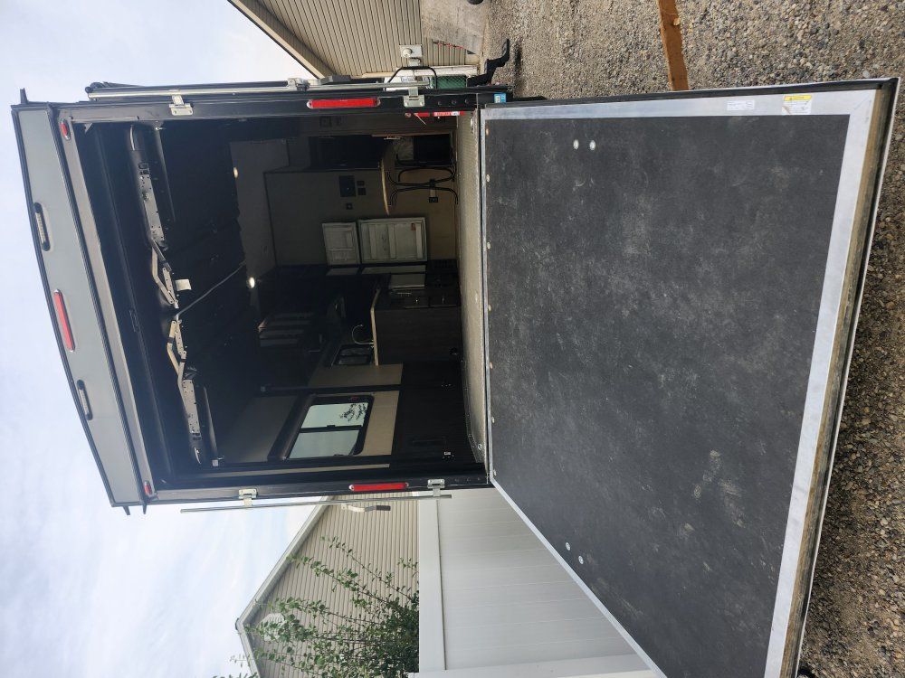 Main image 13
