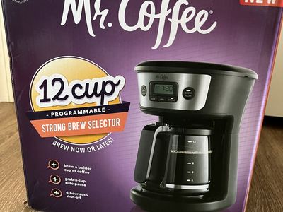 KITCHEN MR COFFEE MACHINE