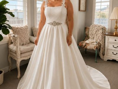 Mia Solano Size 12 Wedding Dress