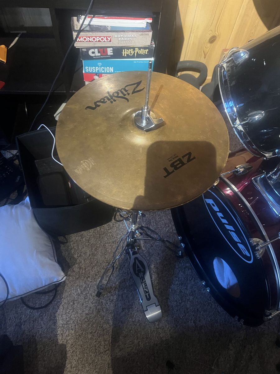 Highhats and stand