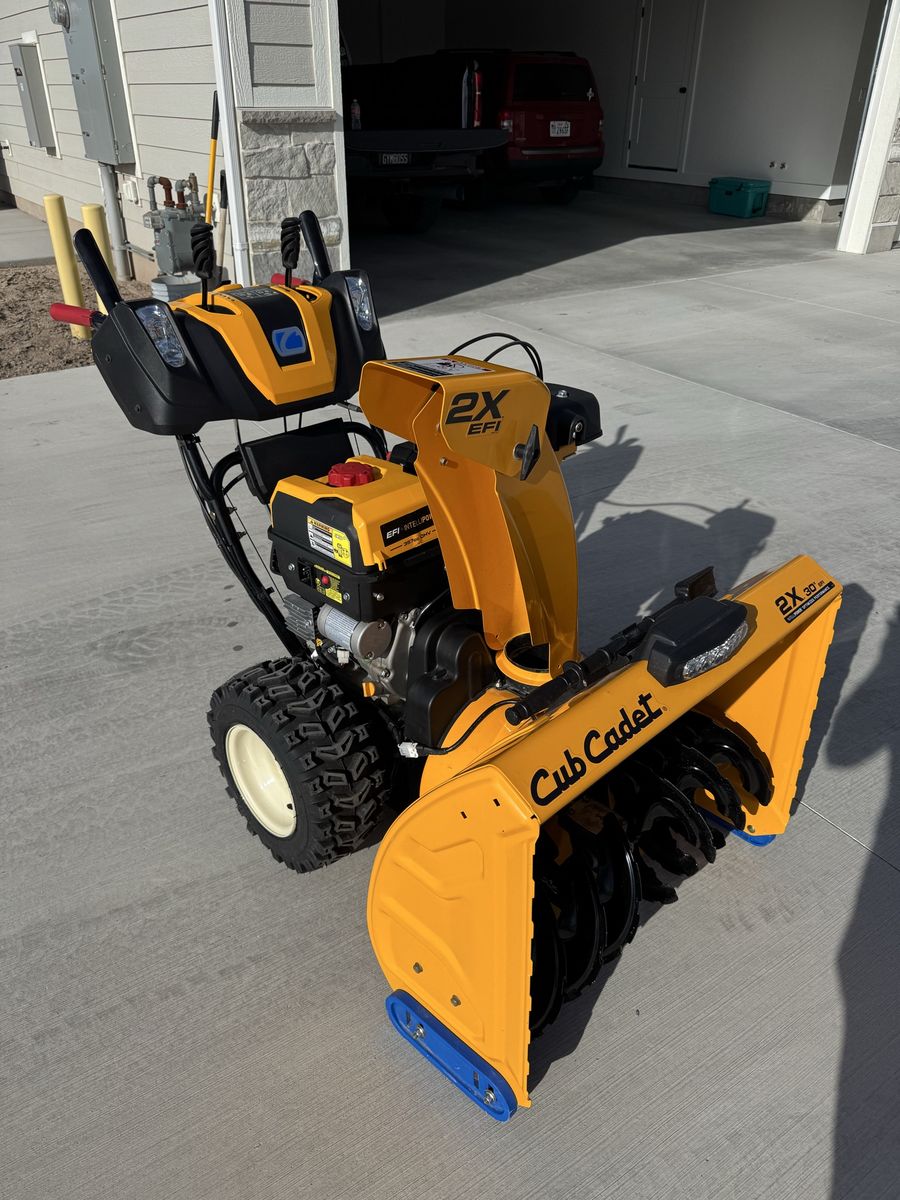 Cub Cadet EFI 2 stage Snow Blower