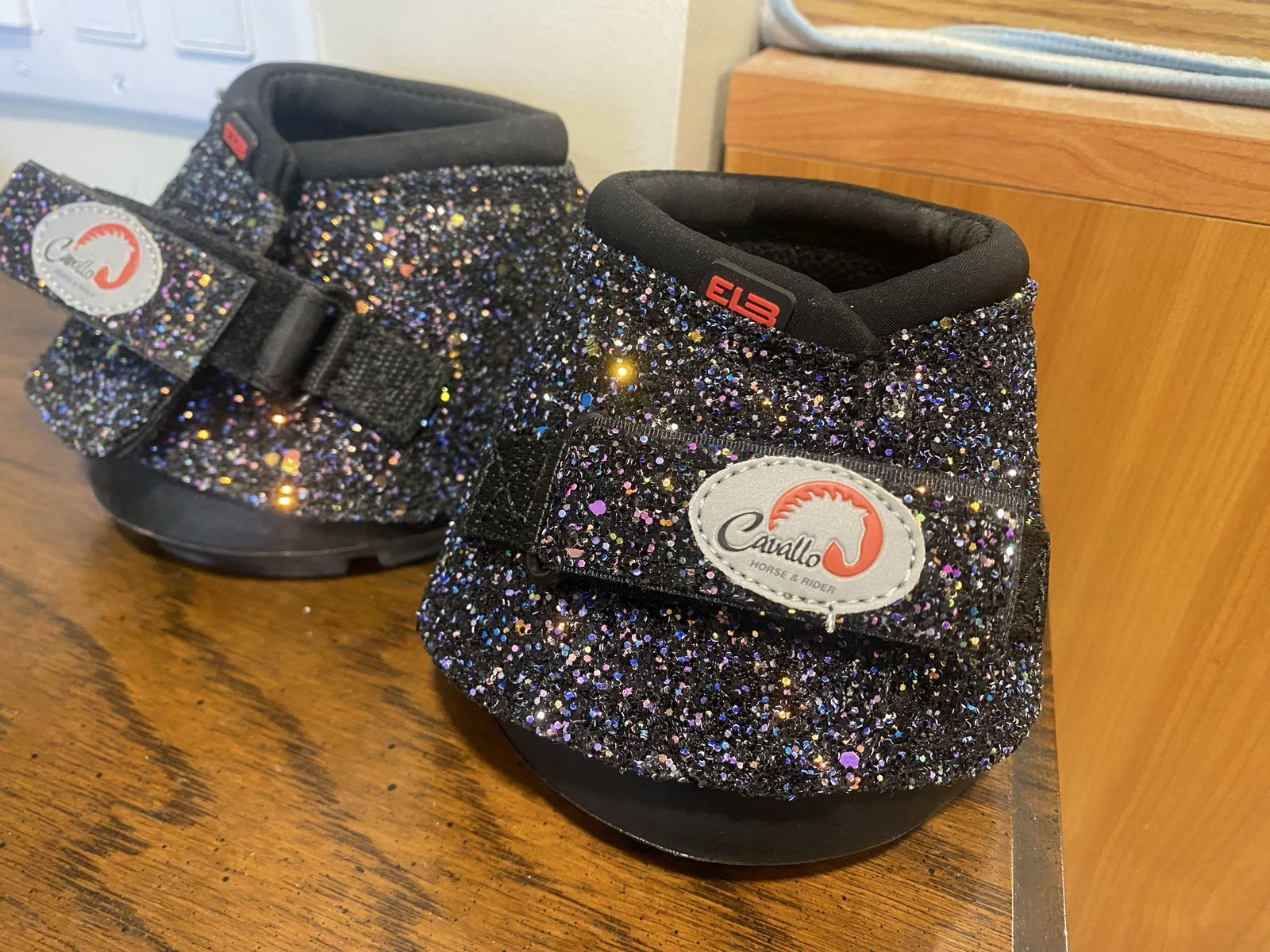 New Cavallo Hoof Boots size 0