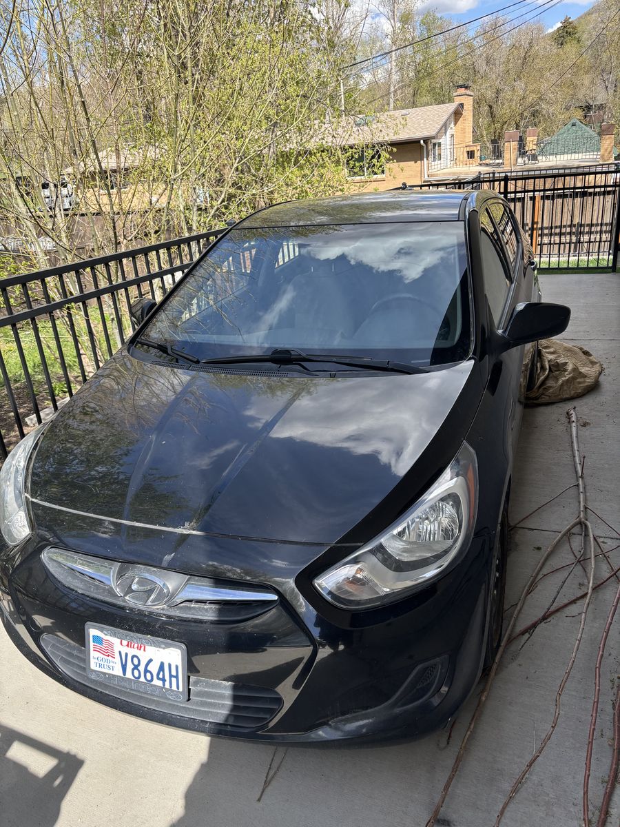 2013 Hyundai Accent GS