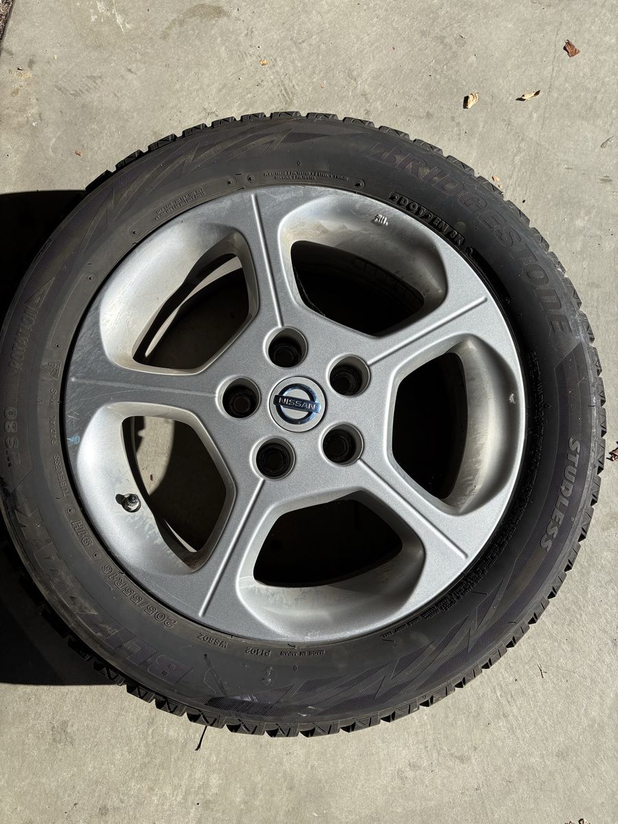 Nissan LEAF Rims