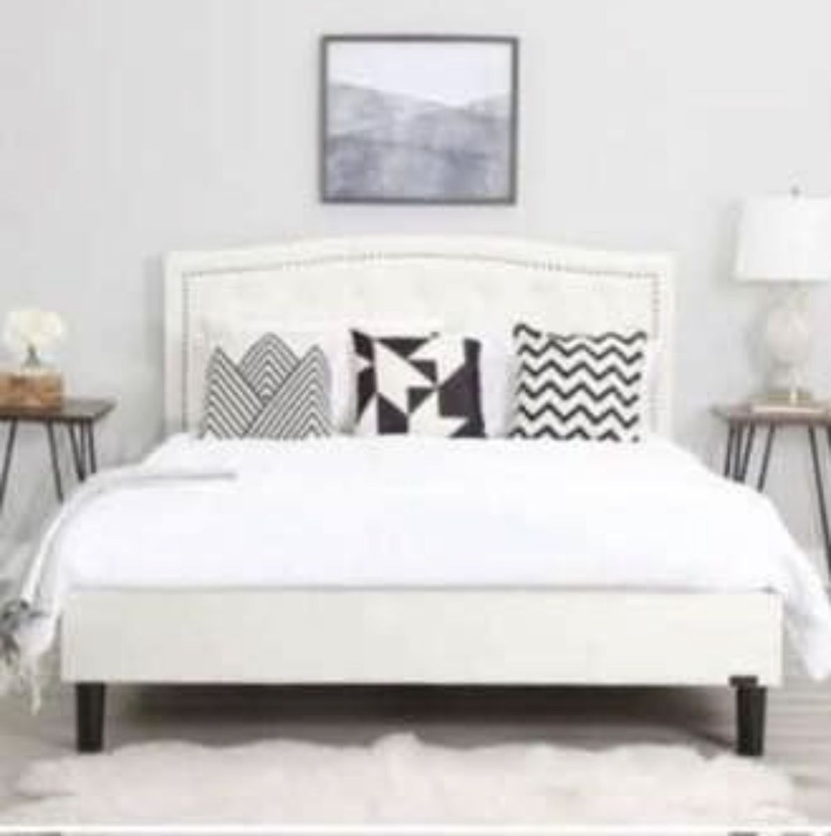 Juliette Queen Tufted Platform Bed