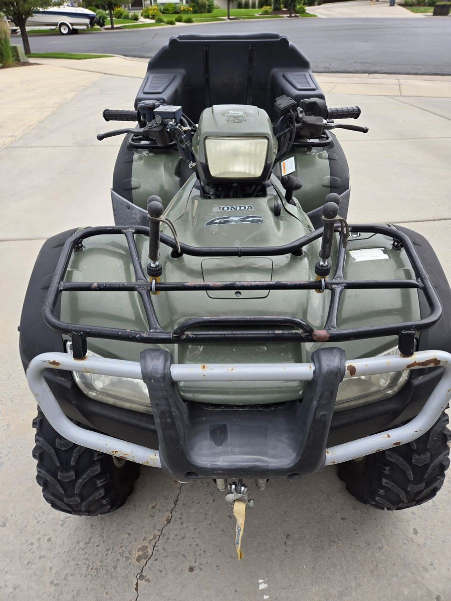 2005 Honda Foreman Rubicon 4x4 ATV Green - Front/Rear Racks, Winch & Storage Trunk & Snow Plow