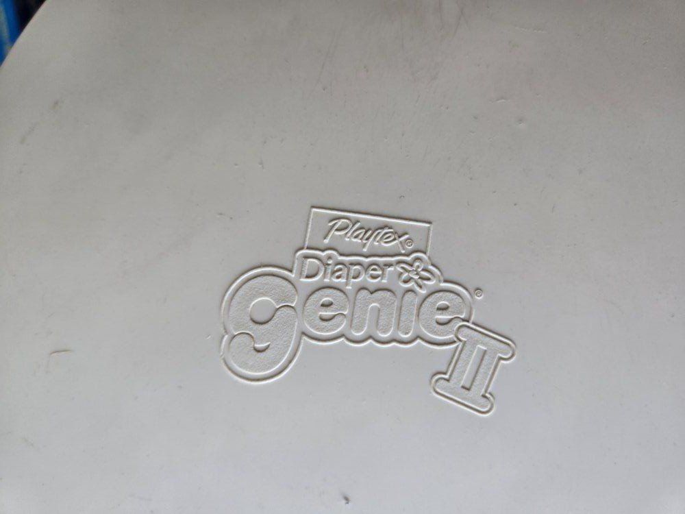 Playtex Diaper Genie II with 8 pack refills