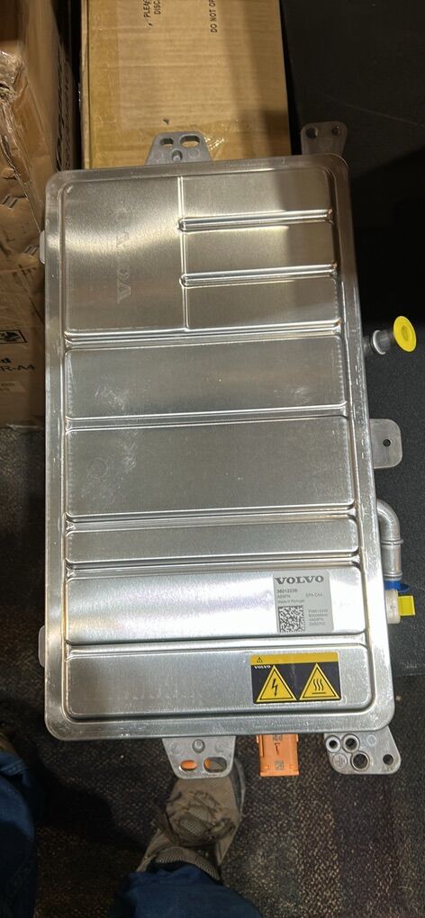 Volvo Battery Carger