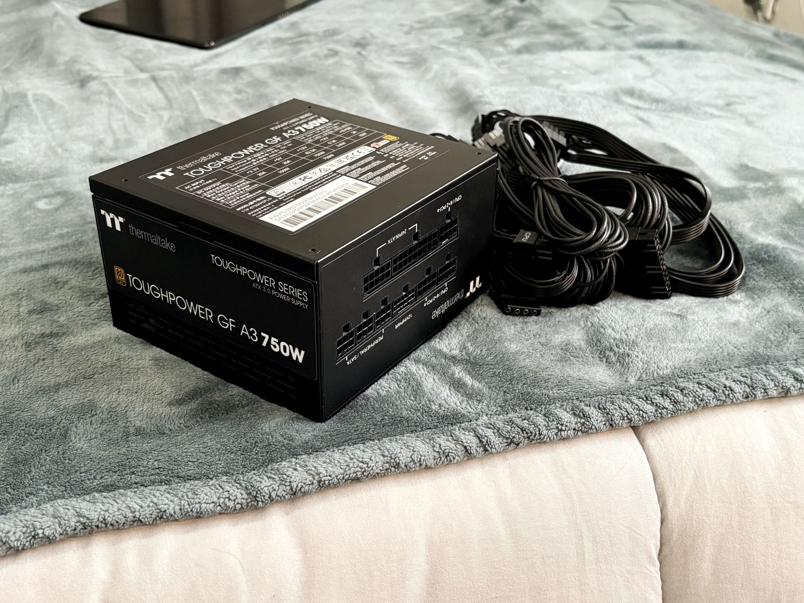 Brand New Thermaltake Fully Modular 80+ Gold Rated 750W PSU ATX 3.0