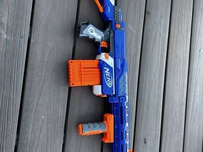 Nerf N-Strike Elite Retaliator Blaster Dart Gun with Accessories