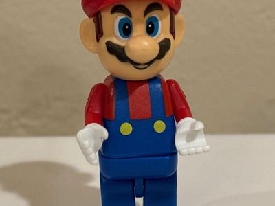 K'NEX Super Mario 2011 Nintendo Mario Kart Wii Building Figure